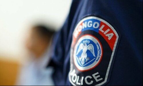 Хүчин хийсэн цагдаа нарын нэгийг нь хорьж, гурвыг нь шалгаж байна